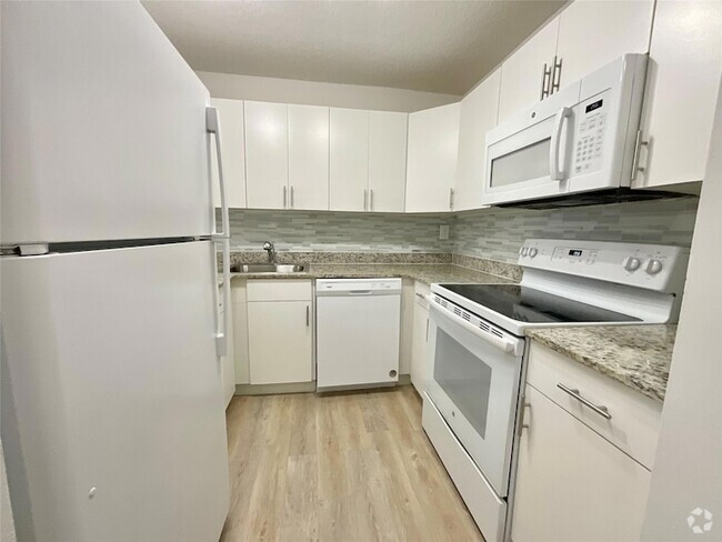 Building Photo - 9517 Fontainebleau Blvd Unit 619-215 Rental