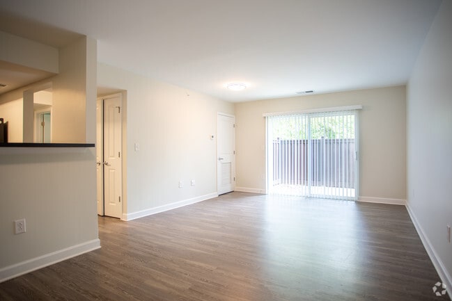 2BR, 2BA