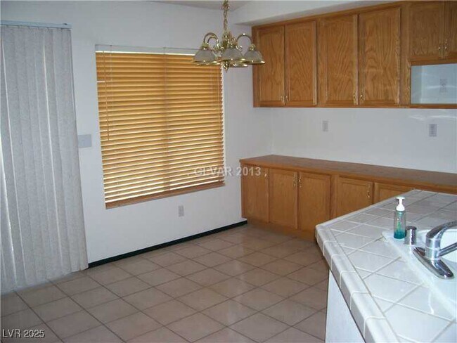 Photo - 1774 Silver Knoll Ave