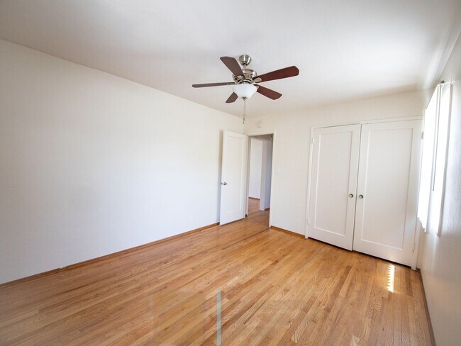 4455-59 1/2 Dawson Ave