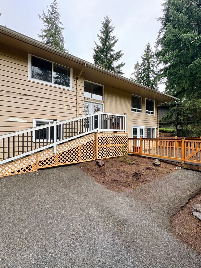 Photo - Beautifully remodeled and spacious Shoreline home-$1500 Off First Month!