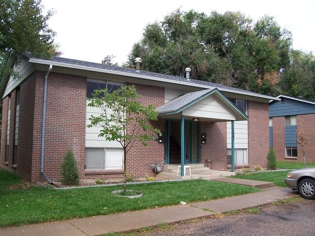 Building Photo - 1309 Burton Ct Unit 3