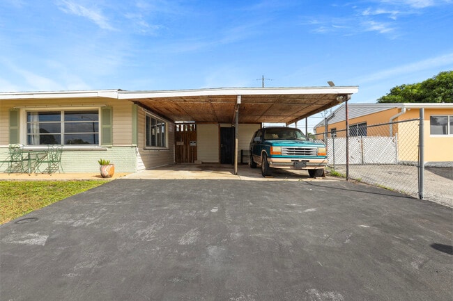 Photo - 9412 Bellewood St