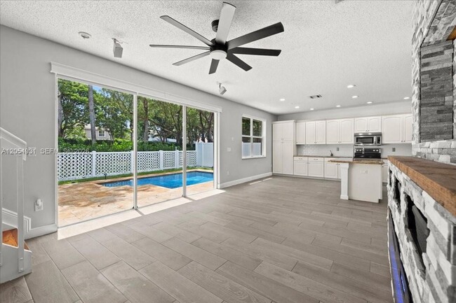Photo - 5014 SW 155th Terrace