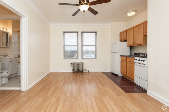 Photo - 4521 N. Malden St.