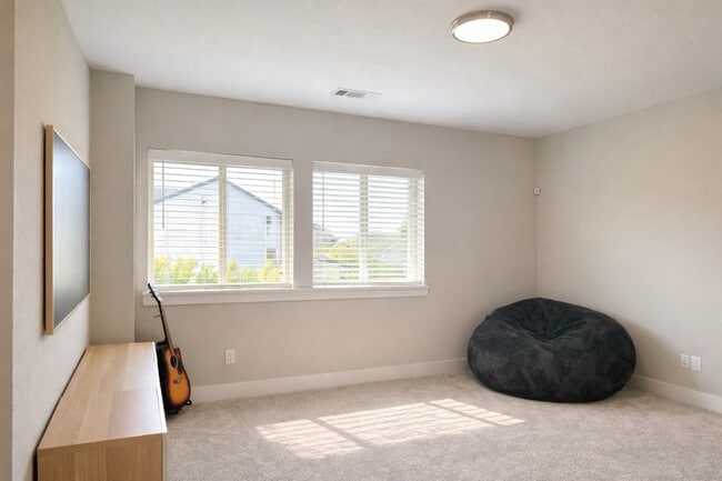Building Photo - 15138 Tenacious Dr