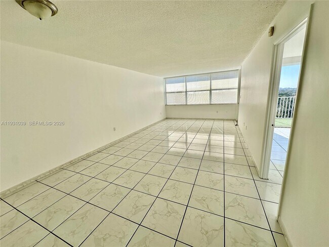 Photo - 1200 NE Miami Gardens Dr Unit 1011W
