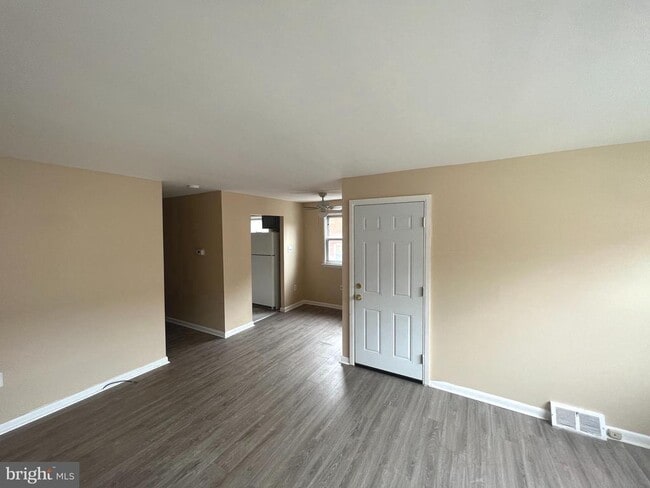 Building Photo - 149 Abbey Terrace Rental