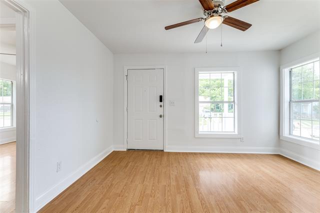 Photo - 3109 Wesleyan Dr S