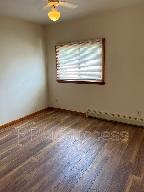 Photo - 1014 Braley Rd Unit 2