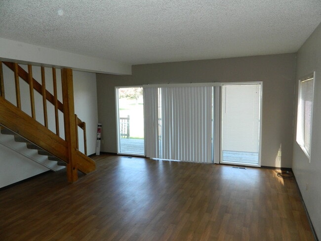 Photo - Worden Duplex Unidad 1734 Worden