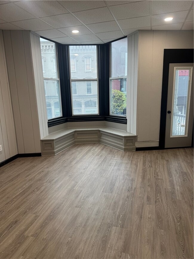 Photo - 112 S Main St
