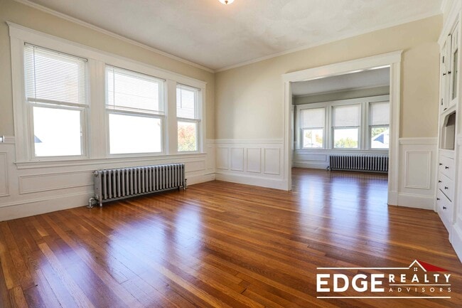 Photo - 67 North Crescent Circuit Unit 1