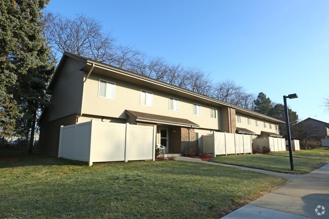 Photo - Maple Village Apartments