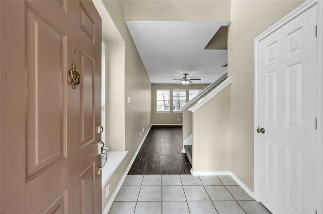 Photo - 19 Peach Ridge Pl