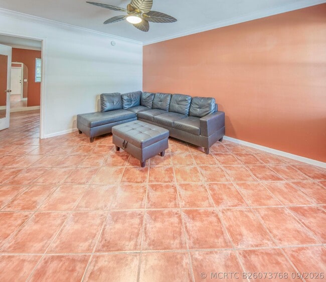 Building Photo - 7 Ocean Breeze Unit 7