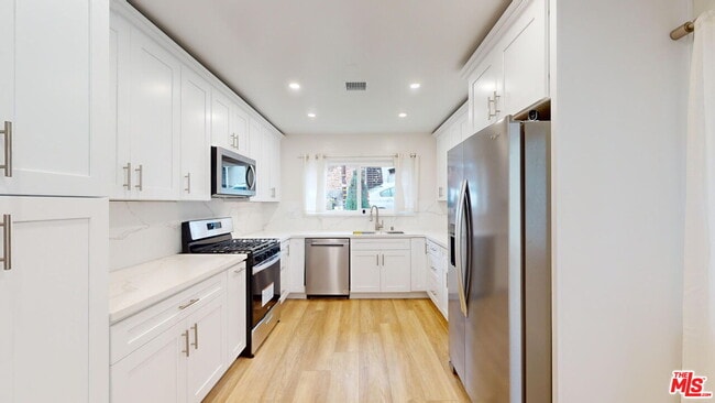 Photo - 4735 Nob Hill Dr