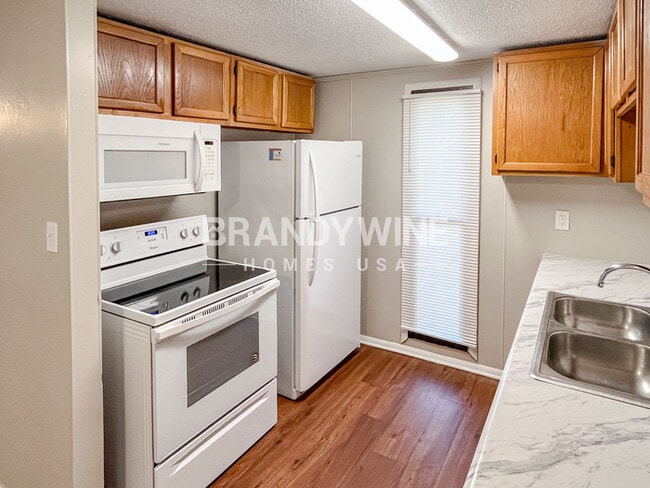 Photo - 3005 Dodge St