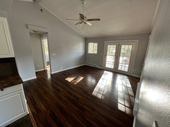 Photo - 2089 Eagle Cliff Rd