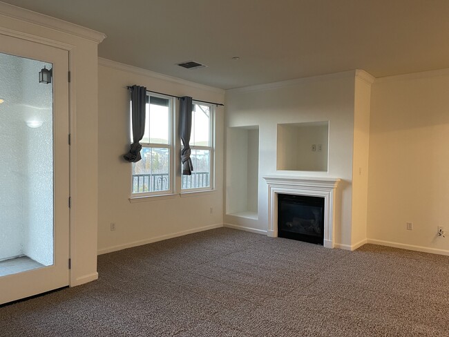 Building Photo - 3290 Maguire Way Unit 3290 maguire way # 416 Rental