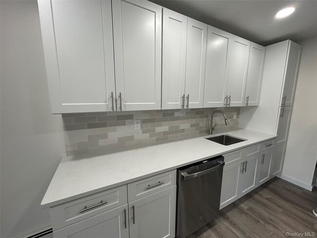 Photo - 5 Norfolk Ct