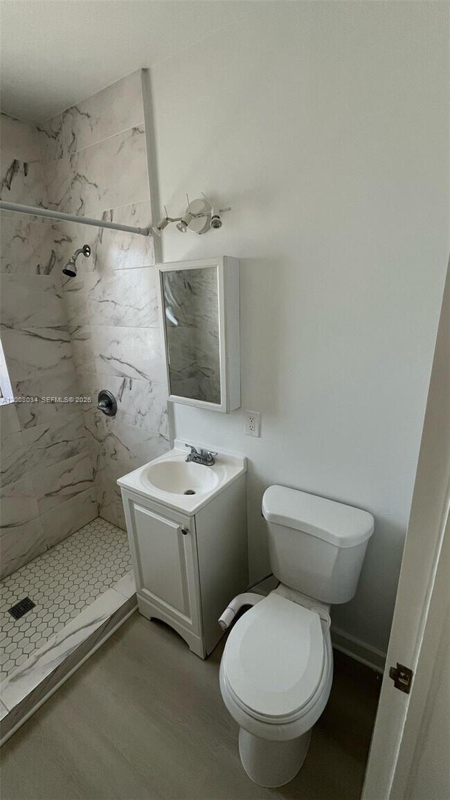 Photo - 534 SW 6th Ct Unidad 1