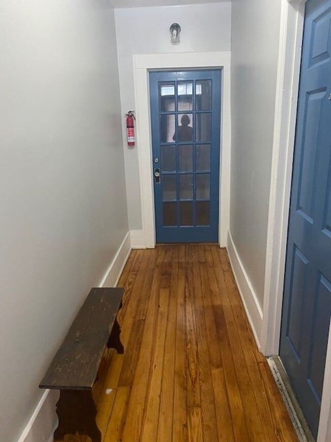 Photo - 234 E 2nd St Unidad Apt B