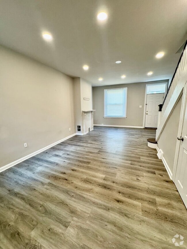 Building Photo - Charming 3-Bedroom Home in the Wyoming Sec...