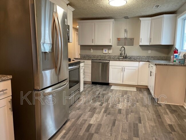 1515 Cronin Dr