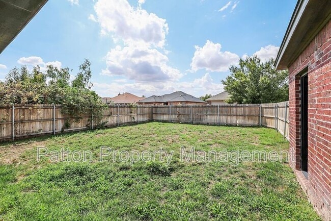 Photo - 7108 Beeson St