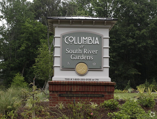 Photo - Columbia at South River Gardens