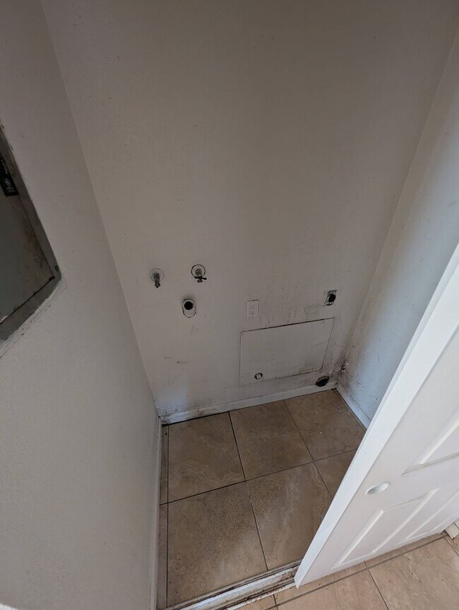 Photo - Beautiful Air Conditioned Condo! MUST SEE!... Unit 3959