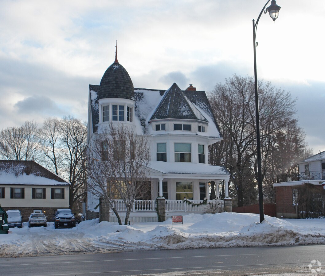 Photo - 1108 Lake Ave