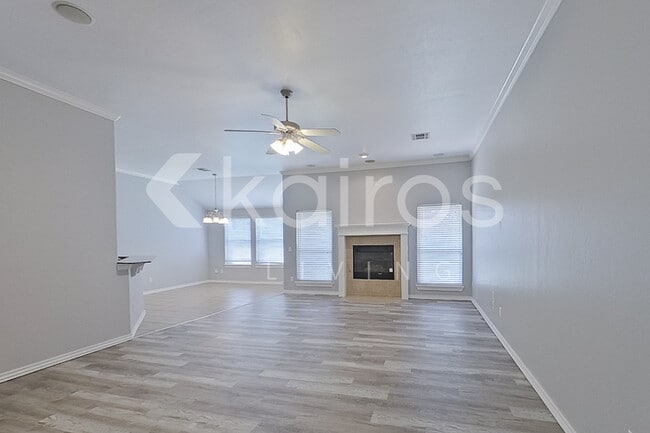 Photo - 2304 NW 152nd St