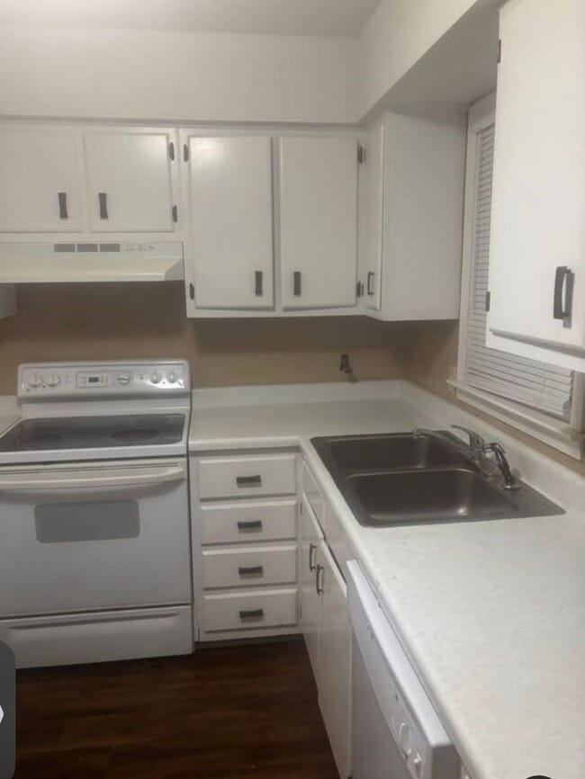 Condo 2 bedroom 1.5 bath In Florence Hoffmyer - Condo 2 bedroom 1.5 bath In Florence Hoffmyer
