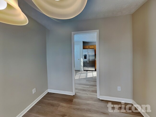 Photo - 1403 Westward Dr SW