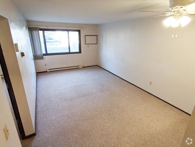 Building Photo - 1 Bedroom Apartment in Lonsdale Unit RHS LONS-#7
