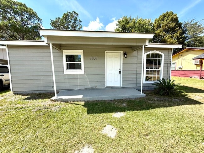 Building Photo - 3831 Morningview Dr