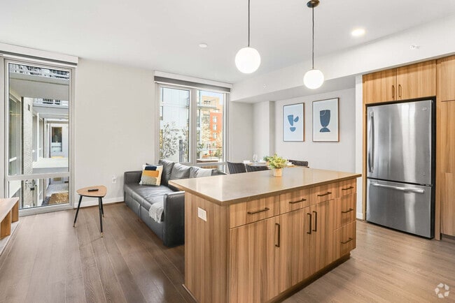 Building Photo - 1122 N Hudson St Rental