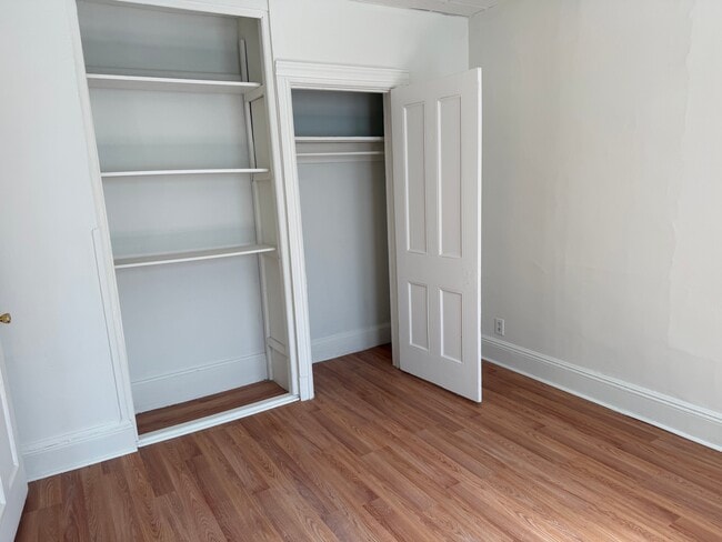 Photo - 1650 John St Unit 1