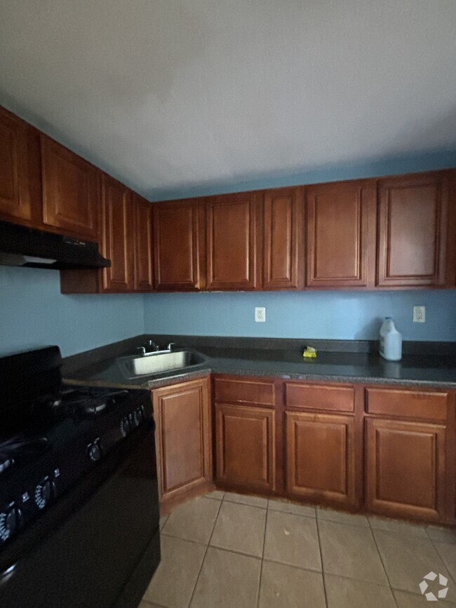 Building Photo - 49 N 13th St Unit 1 Rental