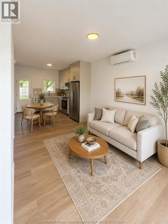 Photo - 12401 Renaud St