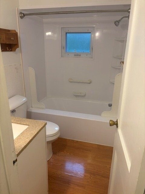 Photo - 212 Lutz Rd