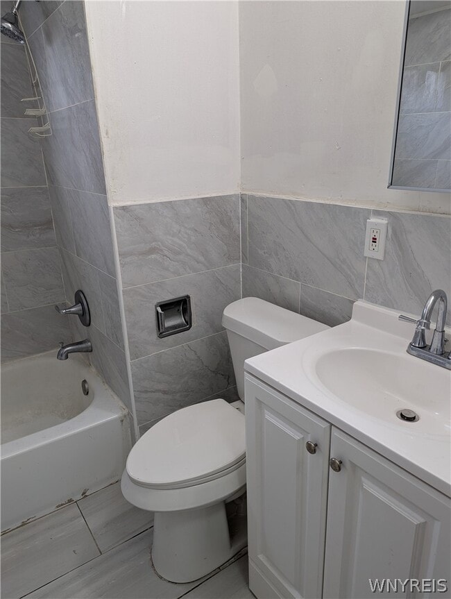 Photo - 48 Thomas St