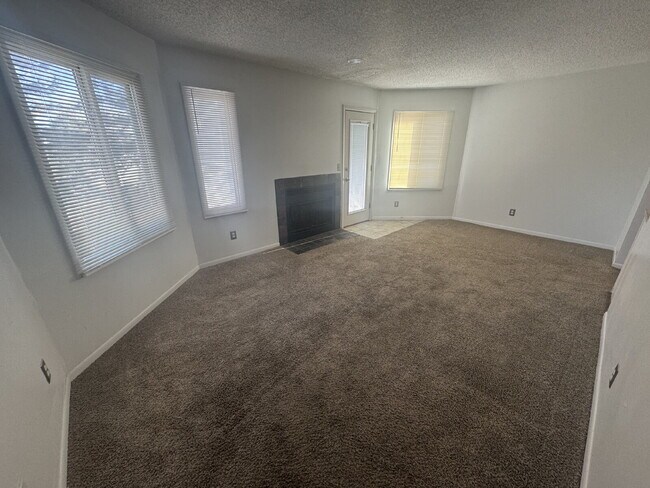 Photo - 1 bedroom apartment with in-unit laundry, ... Unit 5