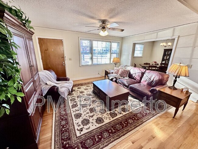 Photo - 3308 Oakdale Rd