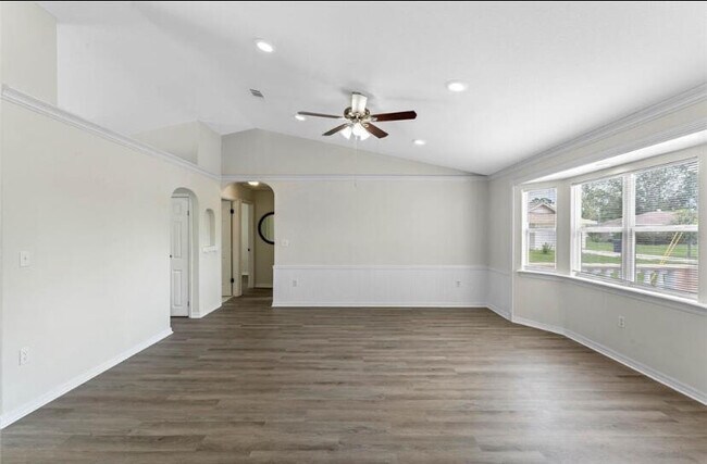 Photo - 613 Antelope Ln