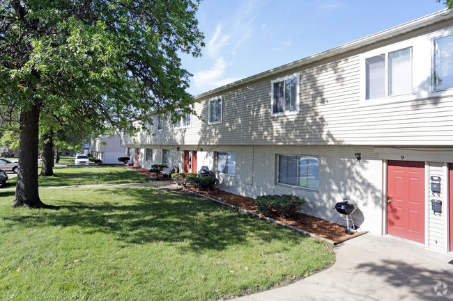 Cambridge Townhomes - Cambridge Townhomes