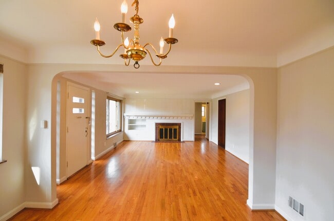 Photo - 6516 Ridge Cir