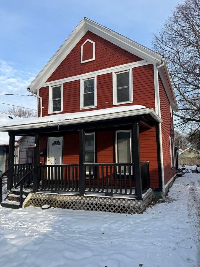 Charming 3-Bedroom Home with Great Space & Natural Light and Private Yard on Quiet Rochester Street - Charming 3-Bedroom Home with Great Space & Natural Light and Private Yard on Quiet Rochester Street